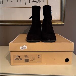 Michael Kors Black Ankle Booties with Zipper (8M)